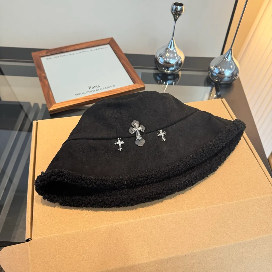 💰100¥ Croxin new wool bucket hat, foldable